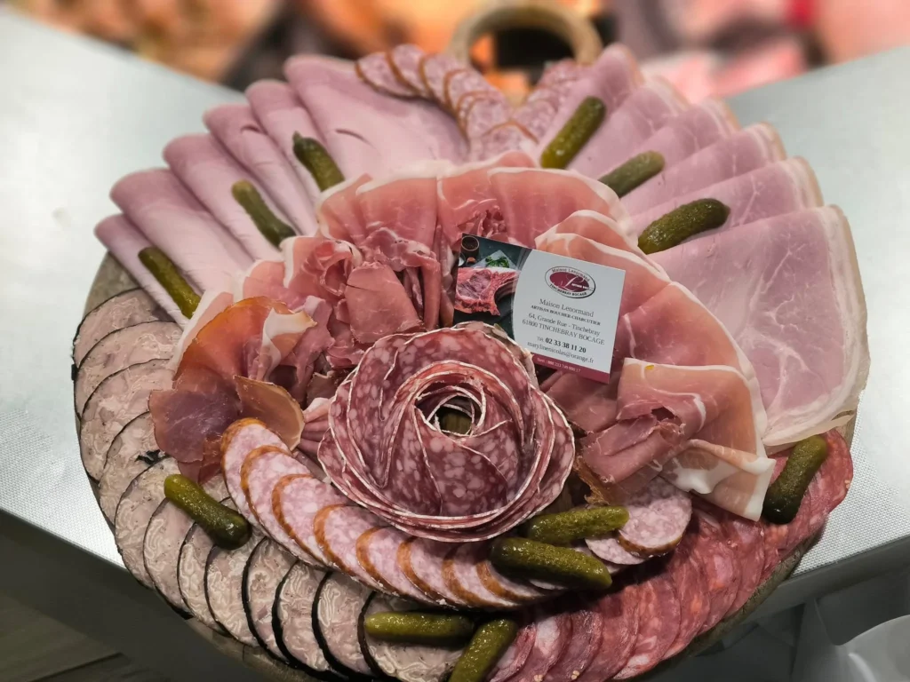 Rose saucisson, jambon cru blanc, charcuterie locale Maison Lenormand Tinchebray Bocage